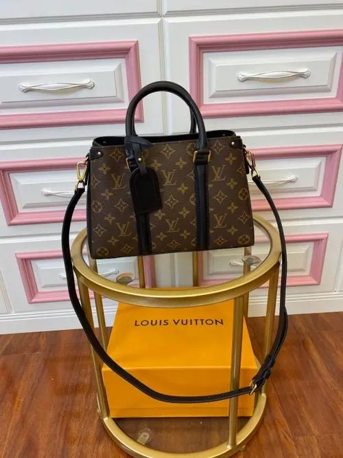 納米海綿可以清洗真皮包嗎？